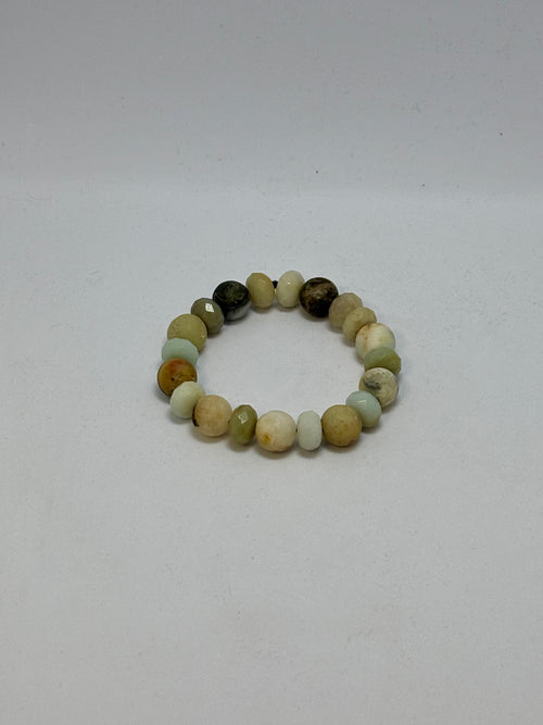 Beige Amazonite bracelet
